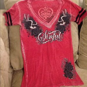 Sinful red distressed Tee size Small